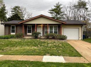 1309 Fenton Hills Rd, Fenton, MO 63026