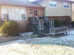 2 Linda Ln, Spring Valley, NY 10977