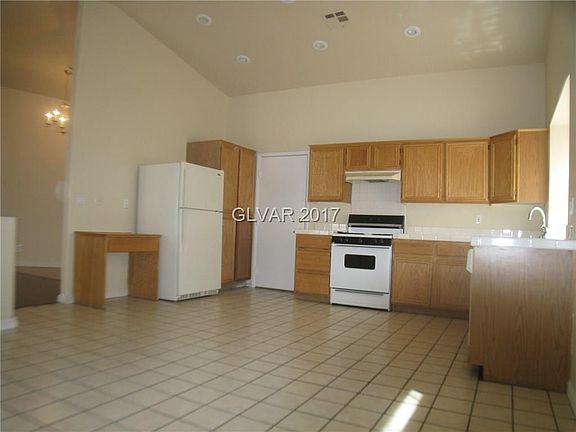 3rd image of 4315 La Ronda Cir #0