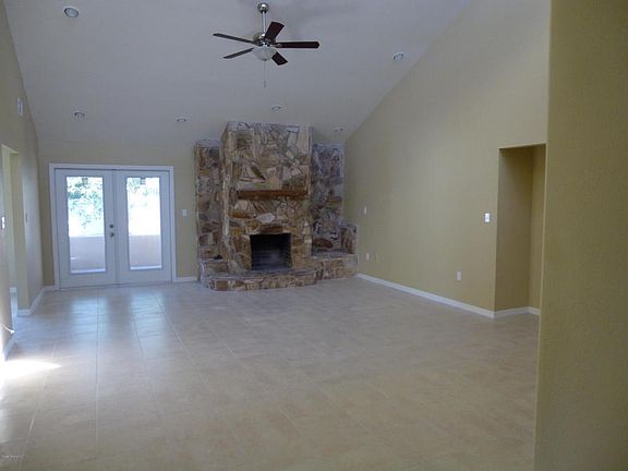 3rd image of 1399 Tilberg Ave NW