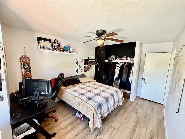 39711 Barberry Ct — Photo 43