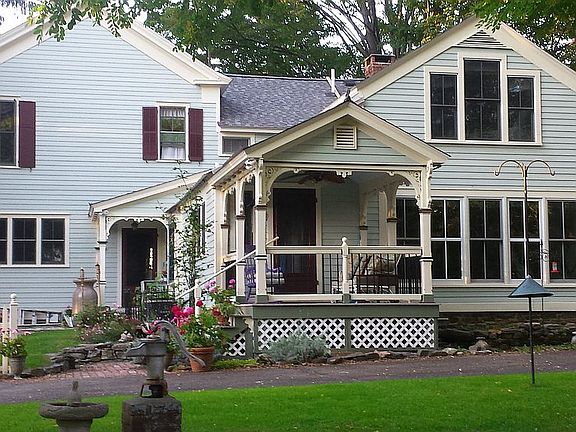 Which porch to choose!