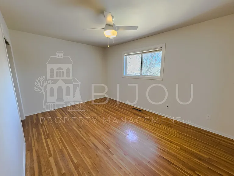 2222 Cooper Ave — Photo 4
