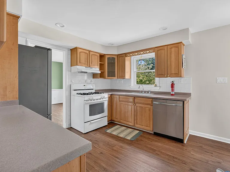 3919 N Chesterbrook Rd — Photo 13