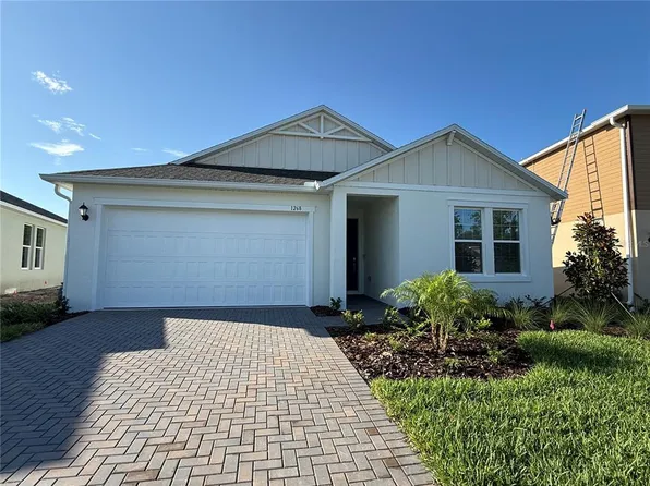 1268 Broward Dr, Zephyrhills, FL 33541