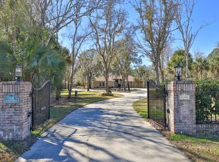 2041 Red Robin Dr, Port Orange, FL 32128