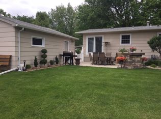 1522 5 1/2 Ave NE, Jamestown, ND 58401