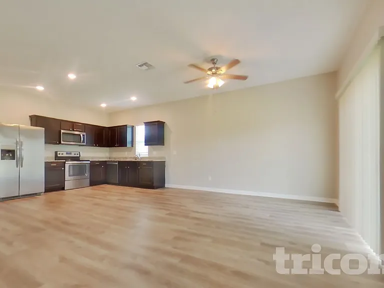 16517 Cherry Landing Dr — Photo 4