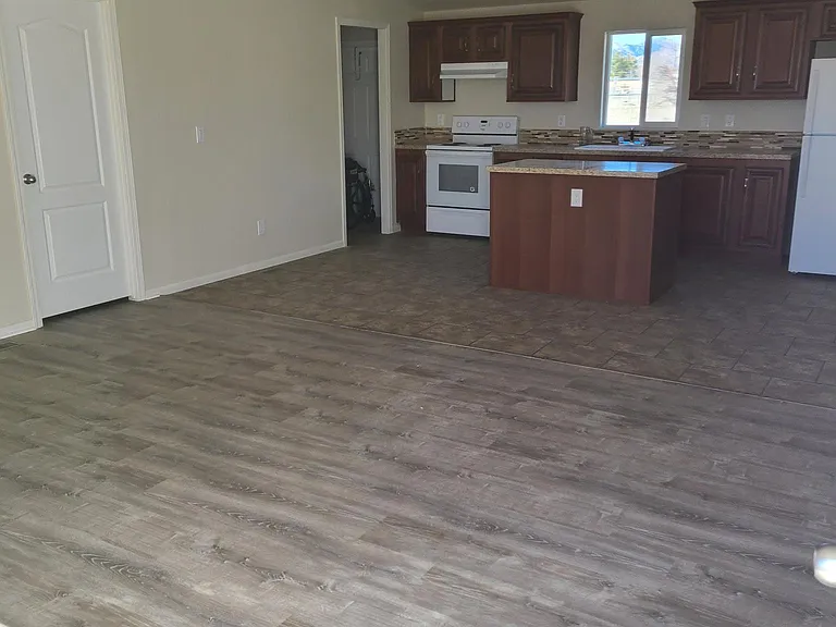 1580 W Wilson Rd — Photo 4
