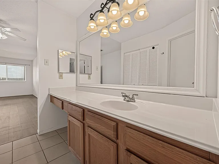 2423 Anthony Hay Ln — Photo 28