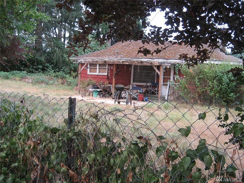 2nd image of 7606 232nd St SW