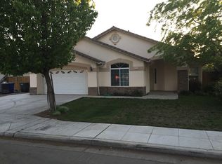 3741 N State St, Fresno, CA 93722