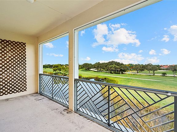 5th image of 4775 S Harbor Dr APT 304