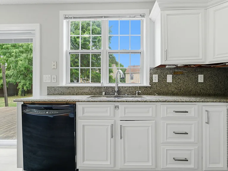 2533 Boxbourne Ct SE — Photo 37