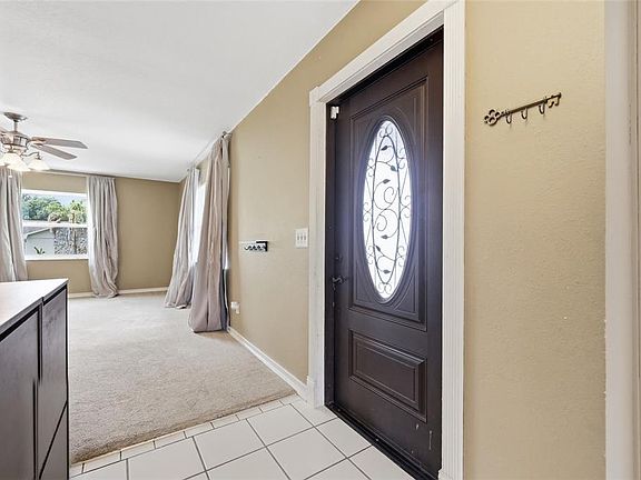 5th image of 984 Turkey Hollow Cir