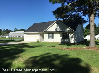 4559 Rivershore Dr, New Bern, NC 28560