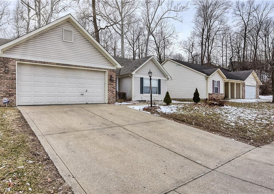 2nd image of 5463 Great Woods Dr