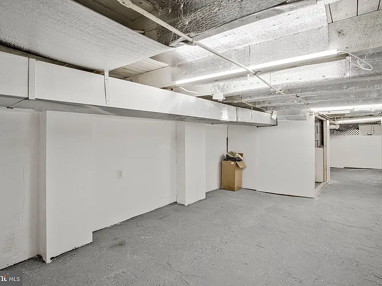 1102B Carroll St #B — Photo 36