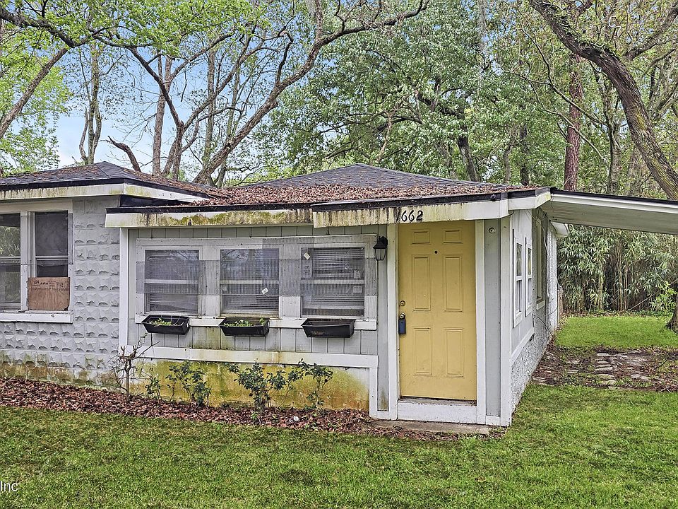 1st image of 1662 OAKHURST Avenue