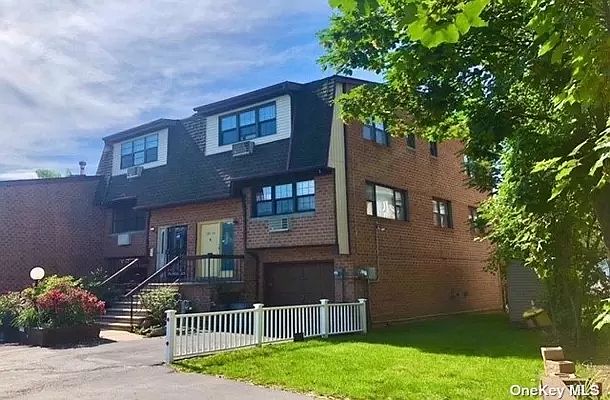1st image of 120-10 Ketch Ct #34