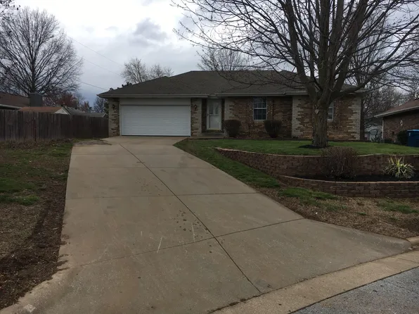 601 Cypress Ave, Nixa, MO 65714