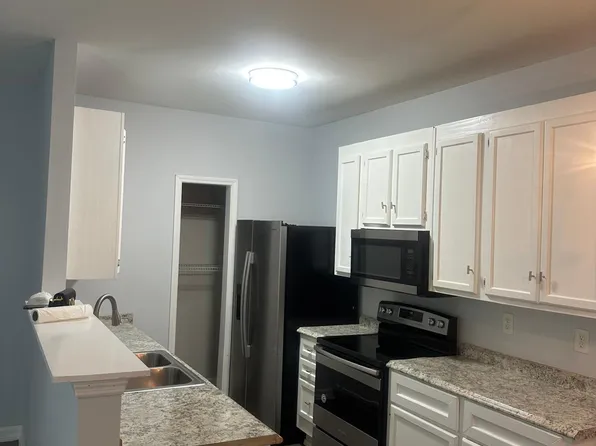 509 Creel Ln #509, Atlanta, GA 30349