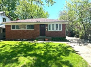 27311 Norfolk St, Inkster, MI 48141