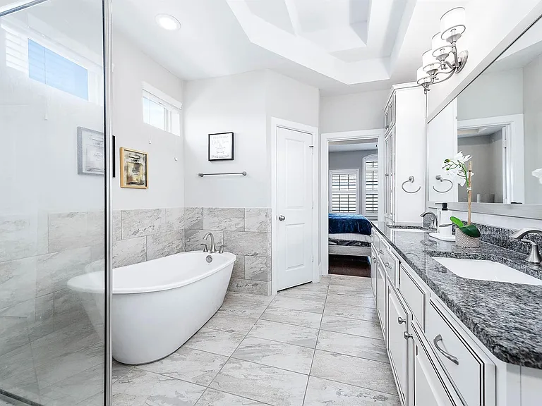 11027 Acorn Falls Dr — Photo 30