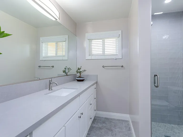 5732 Noel Dr — Photo 11