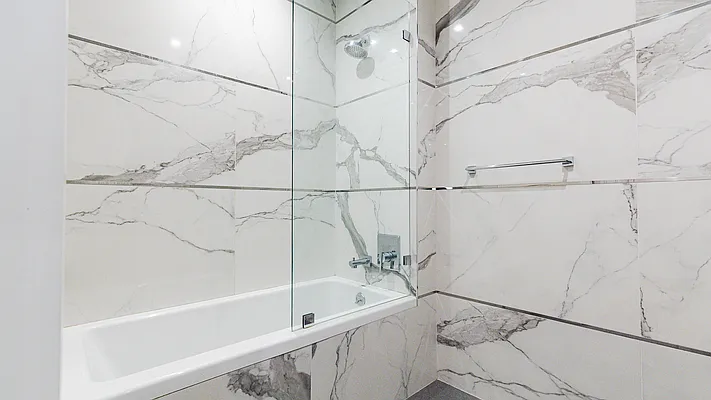 Rented by Nooklyn NYC LLC | media 47