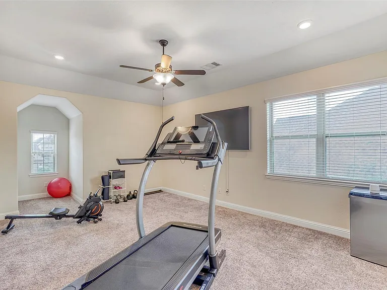 6318 Sunstone Fls — Photo 20