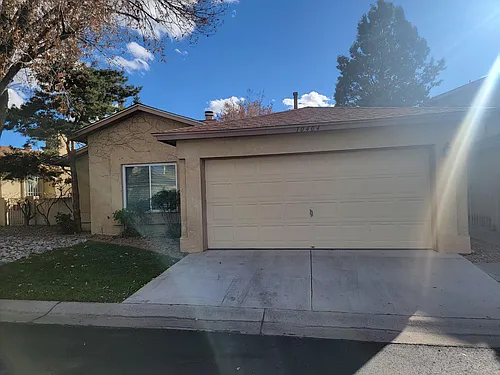 10404 Griffith Park Dr NE Photo 1