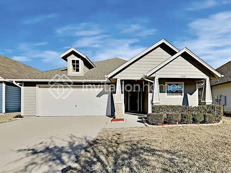 2308 Arrowhead Dr — Photo 1