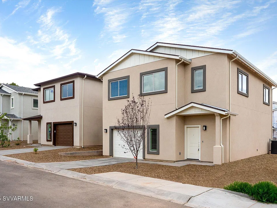 720 E Mingus Ave #12