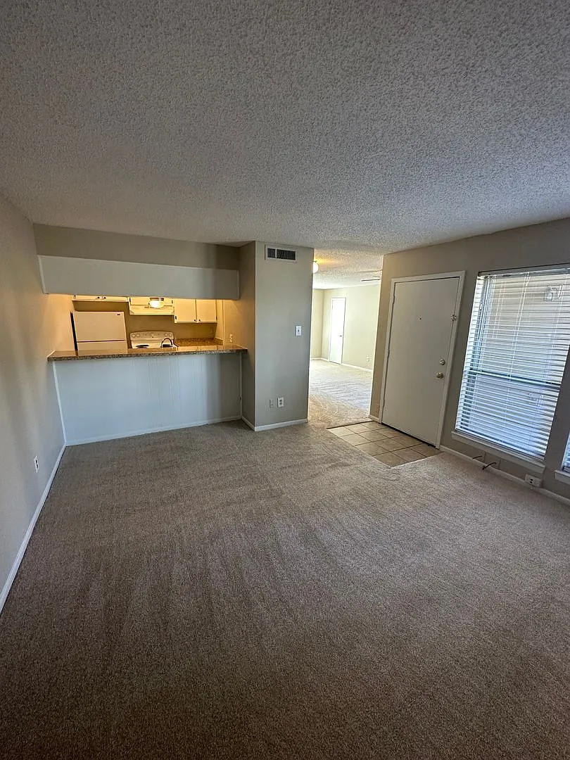 1BD/1BA Condo located on the Germantown/Memphis Line! — Photo 2