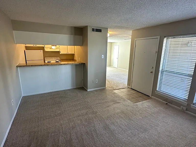 6687-3 Whispering Oak Pl — Photo 2