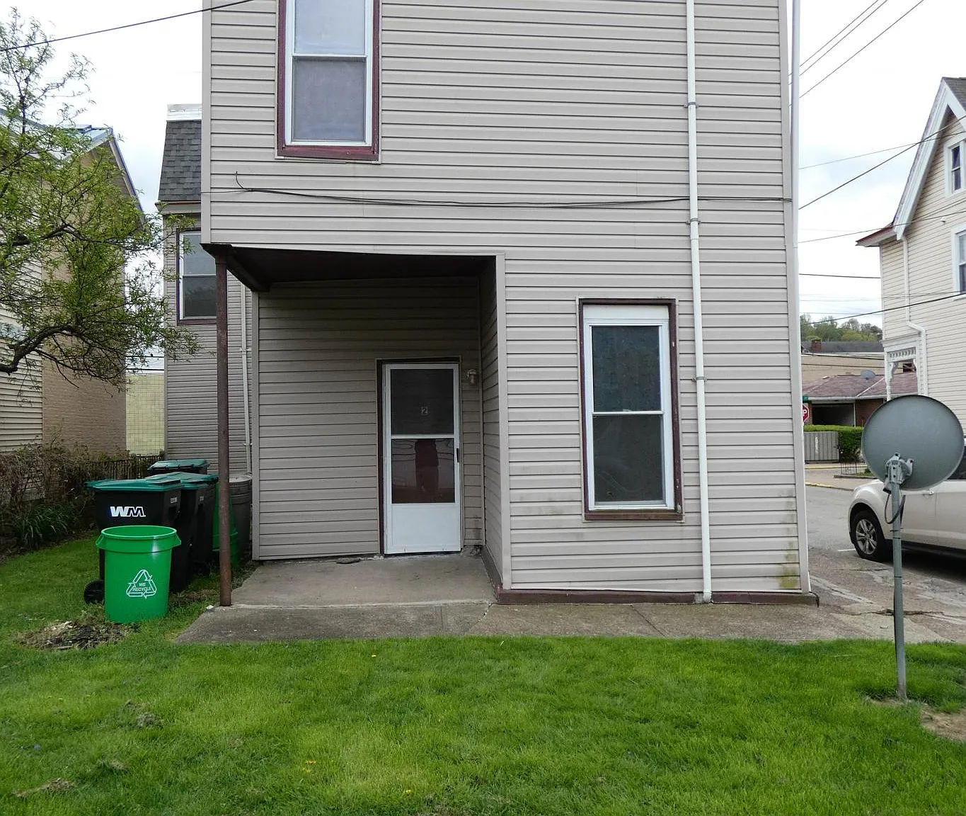 Studio, 650 sqft, $800 — Photo 2