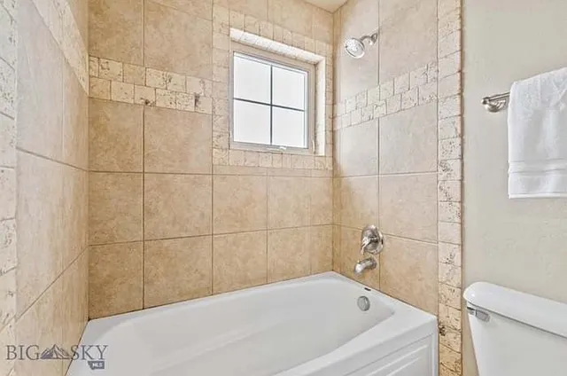 2953 N 27th Ave #15 — Photo 14