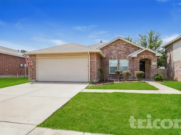1816 Diamond Lake Trl, Justin, TX 76247