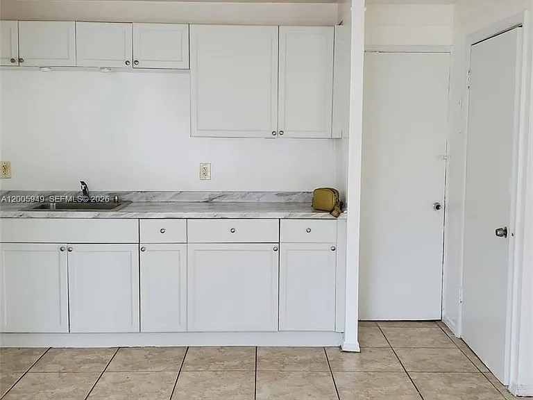 2114 McKinley St #A — Photo 17