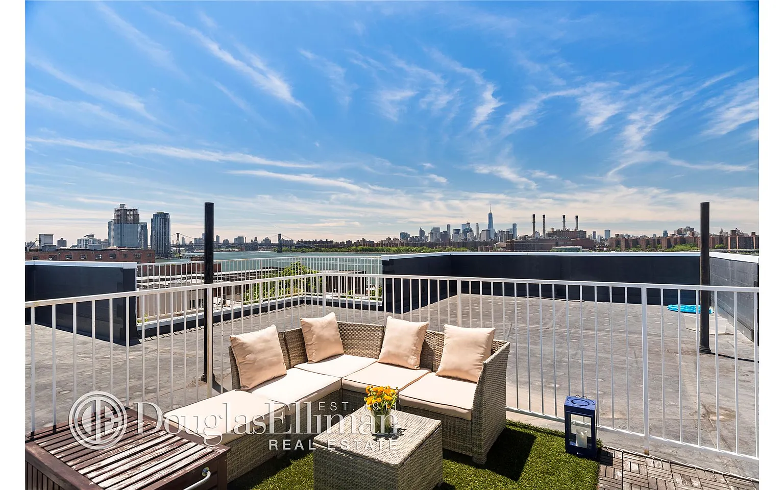 114 West St #6B photo 1