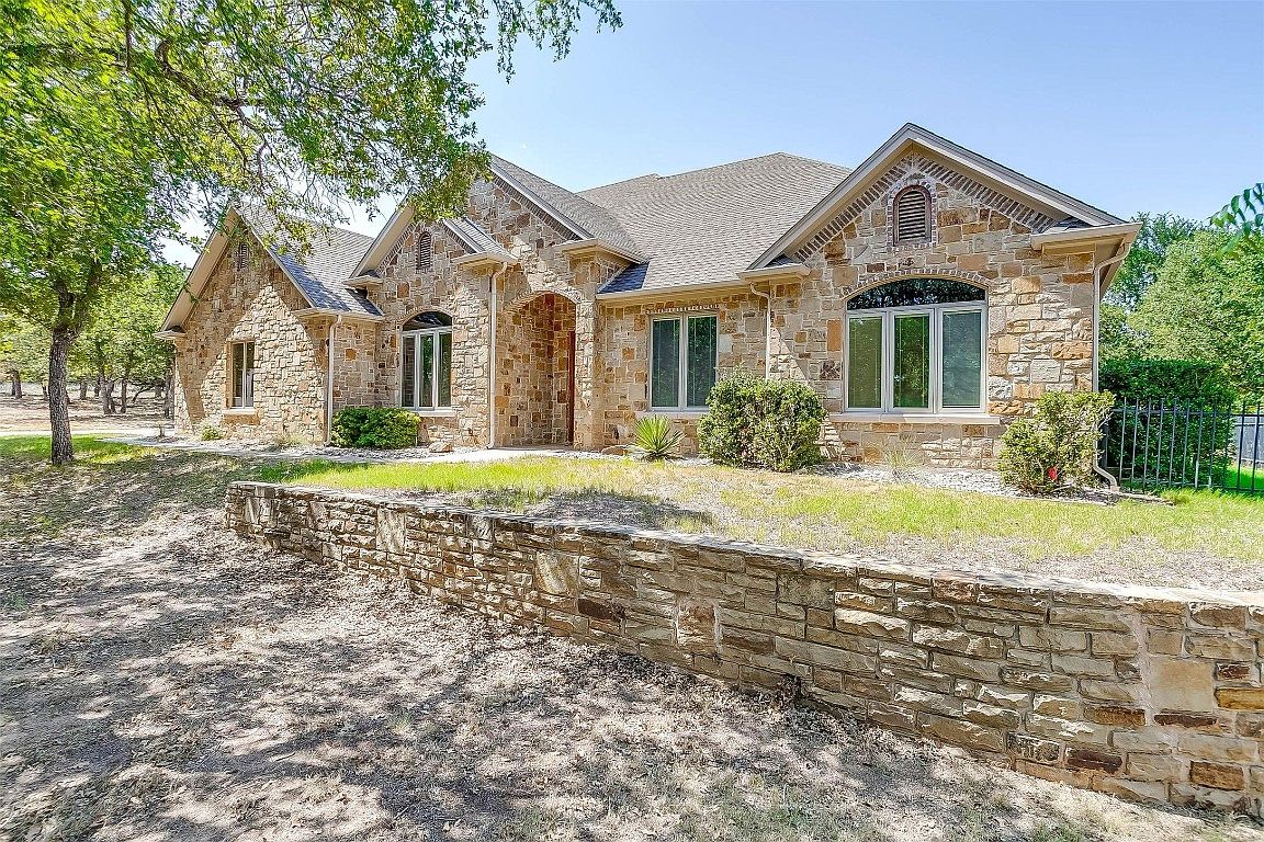 712 S Sugartree Dr, Lipan, TX 76462 MLS 20392205 Zillow