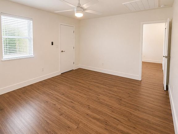 5th image of 746 W Turney Ave APT 2