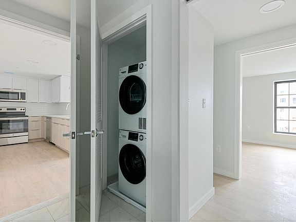 5th image of 10 Soden St #302