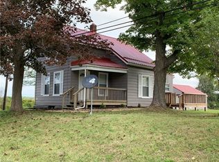 5662 Center Rd #7, Conneaut, OH 44030