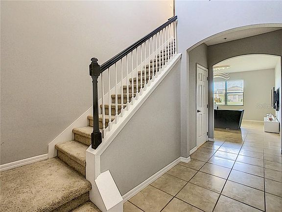2nd image of 2309 Seven Oaks Dr