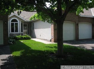 11122 Bloomington Ferry Rd, Bloomington, MN 55438