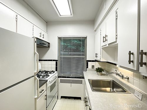 4th image of 1118 Delta Ave APT 3