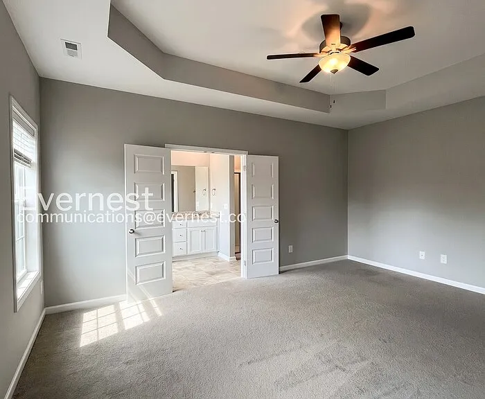 1105 Prospect Ct — Photo 13