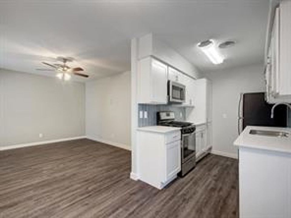 1st image of 5813 Wellington Dr #A